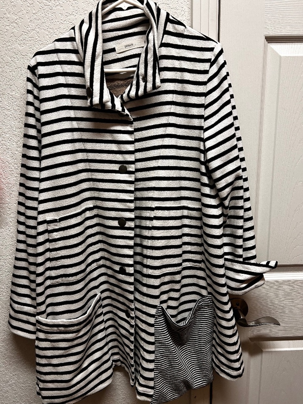 Alembika Striped Women's  knee length coat w/pockets and snaps